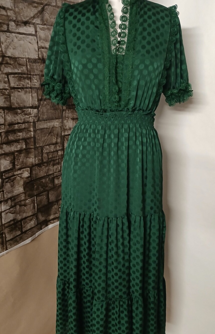 Max Studio Emerald Green Textured Maxi Dress with Lace Trim - Picture 2 of 9